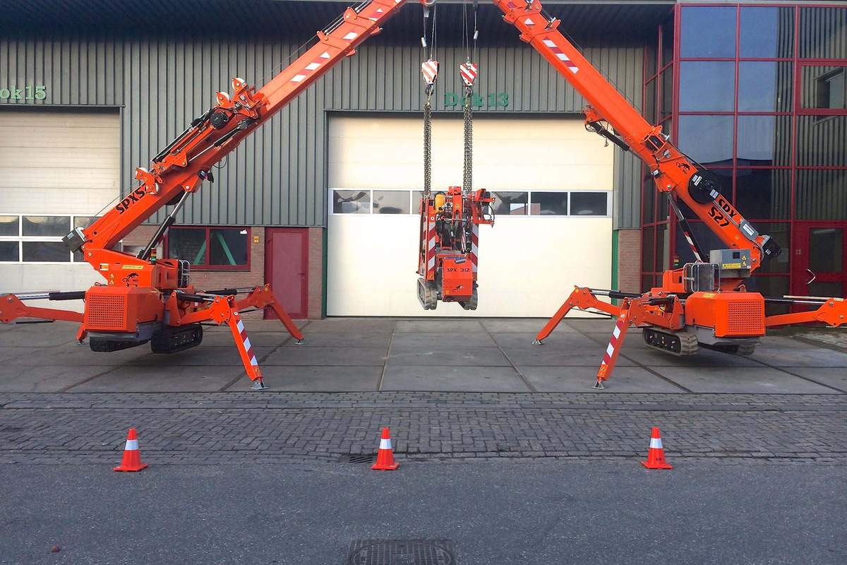 Mini compact hijskraan training